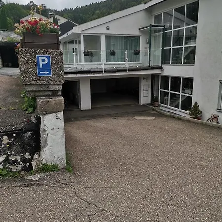 Familien Luxus Ferienwohnung Mit Balkon Apartmán Triberg im Schwarzwald