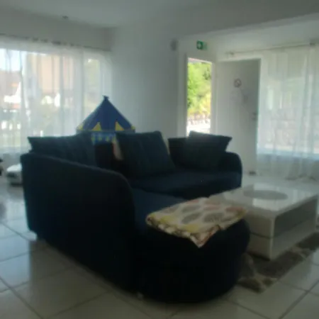 Familien Luxus Ferienwohnung Mit Balkon Apartmán